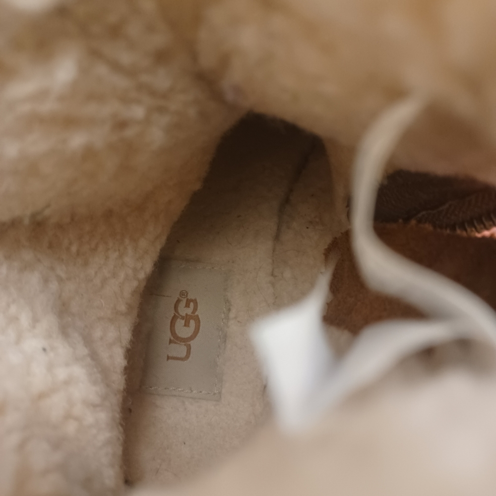 UGG WOMENS BOOTIES - Picture 8 of 12